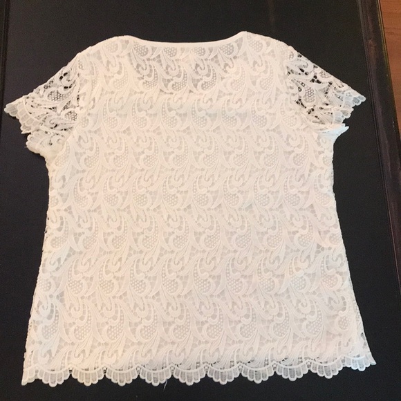 Women’s Chico’s size 1 white lace top - Picture 2 of 3